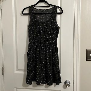 Cotton On - black dress with crosses - size S - with pockets!